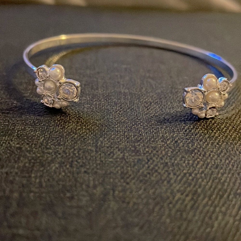 Tommy Bahama bracelet set - Picture 6 of 7